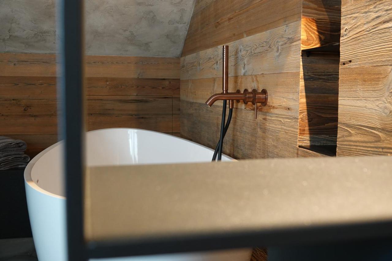 Appartement Der Extraklasse Mit Whirlpool Roding Exteriér fotografie