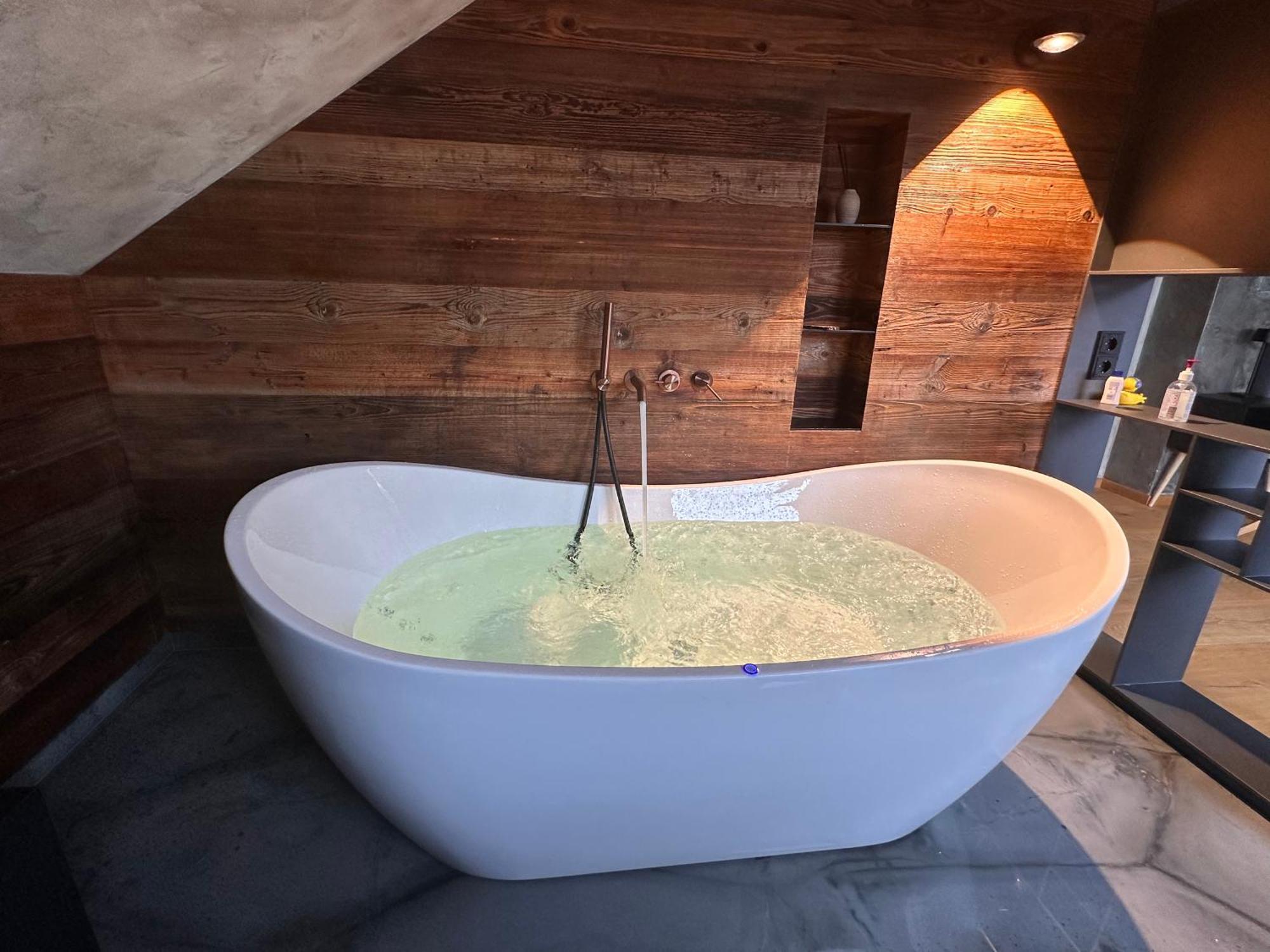 Appartement Der Extraklasse Mit Whirlpool Roding Exteriér fotografie
