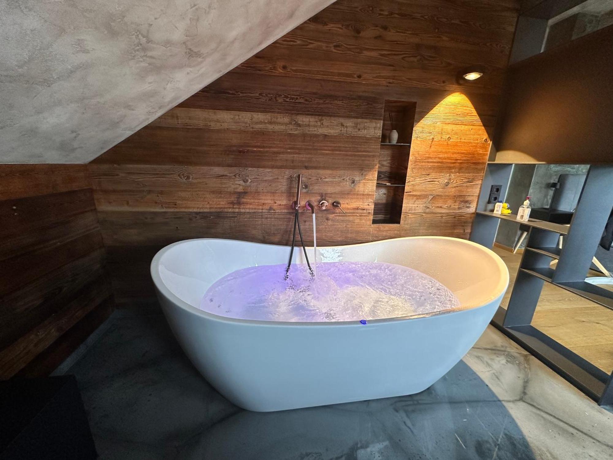 Appartement Der Extraklasse Mit Whirlpool Roding Exteriér fotografie